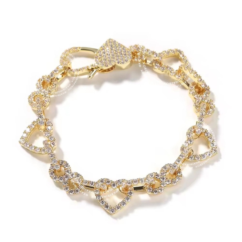 Gold Heart Bracelet 7inch